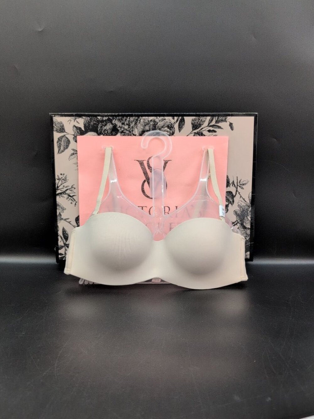 Victoria Secret Pink Wear Everywhere Strapless Smooth Push Up Bra 32B Marzipan